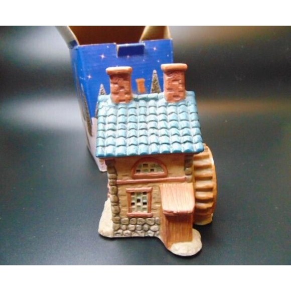 Vtg. 1995 Christmas Village Home Town America Collection Porcelain Grain Mill - Picture 7 of 7